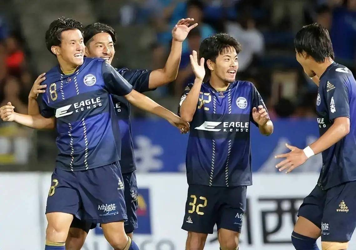 日本球员在新球队闪耀出色表现