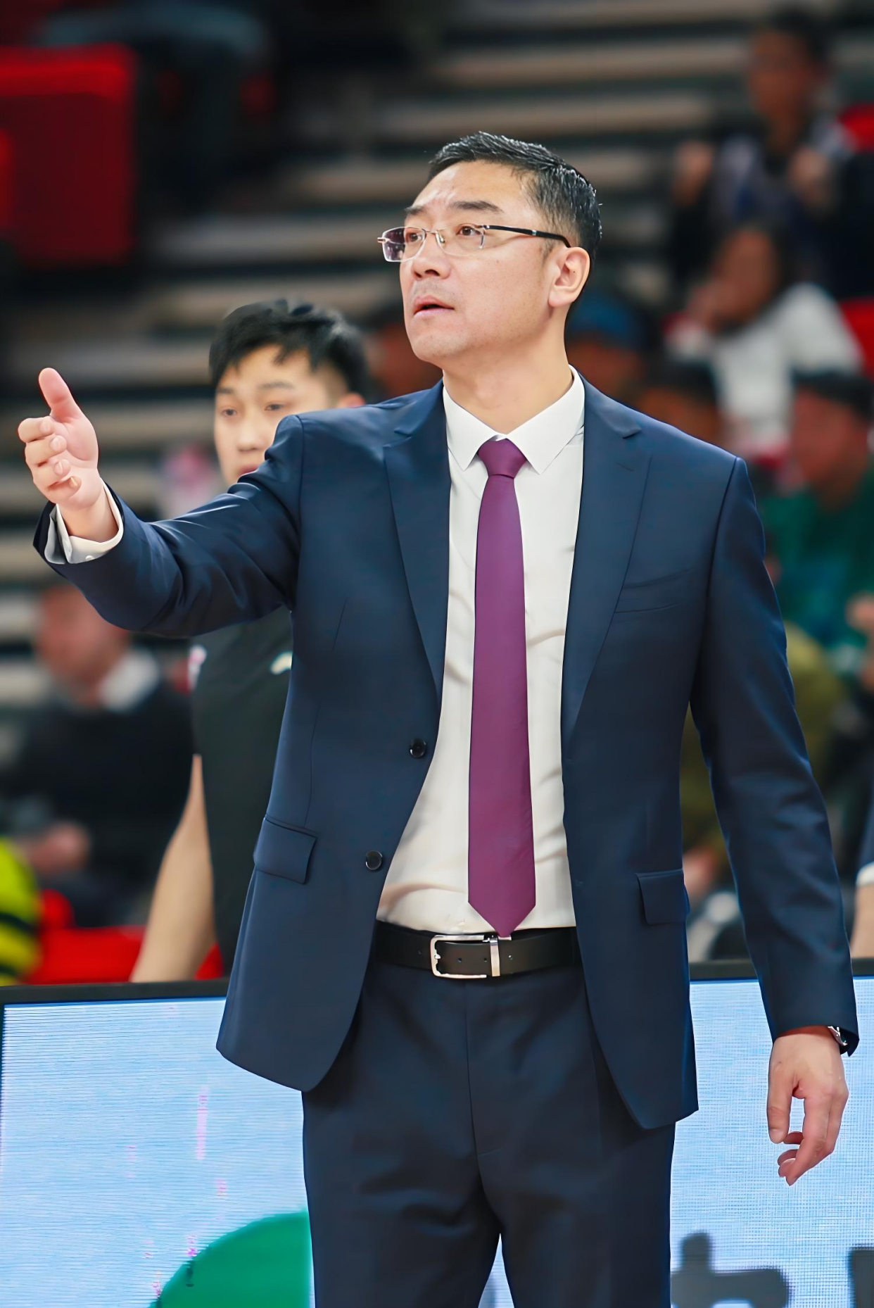 CBA比赛中球队迎来了新教练