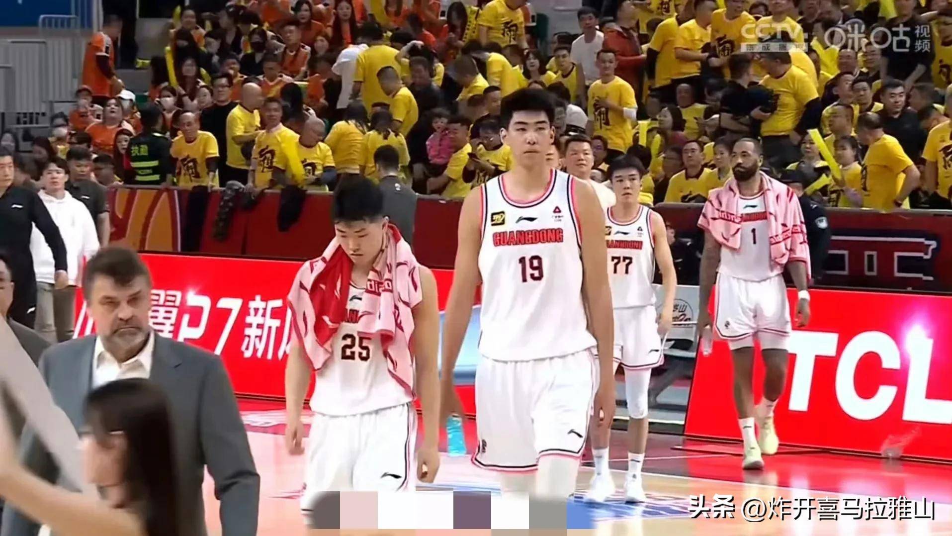 威廉希尔官网-宁夏队惨败广东男篮，巨额分差难逆转