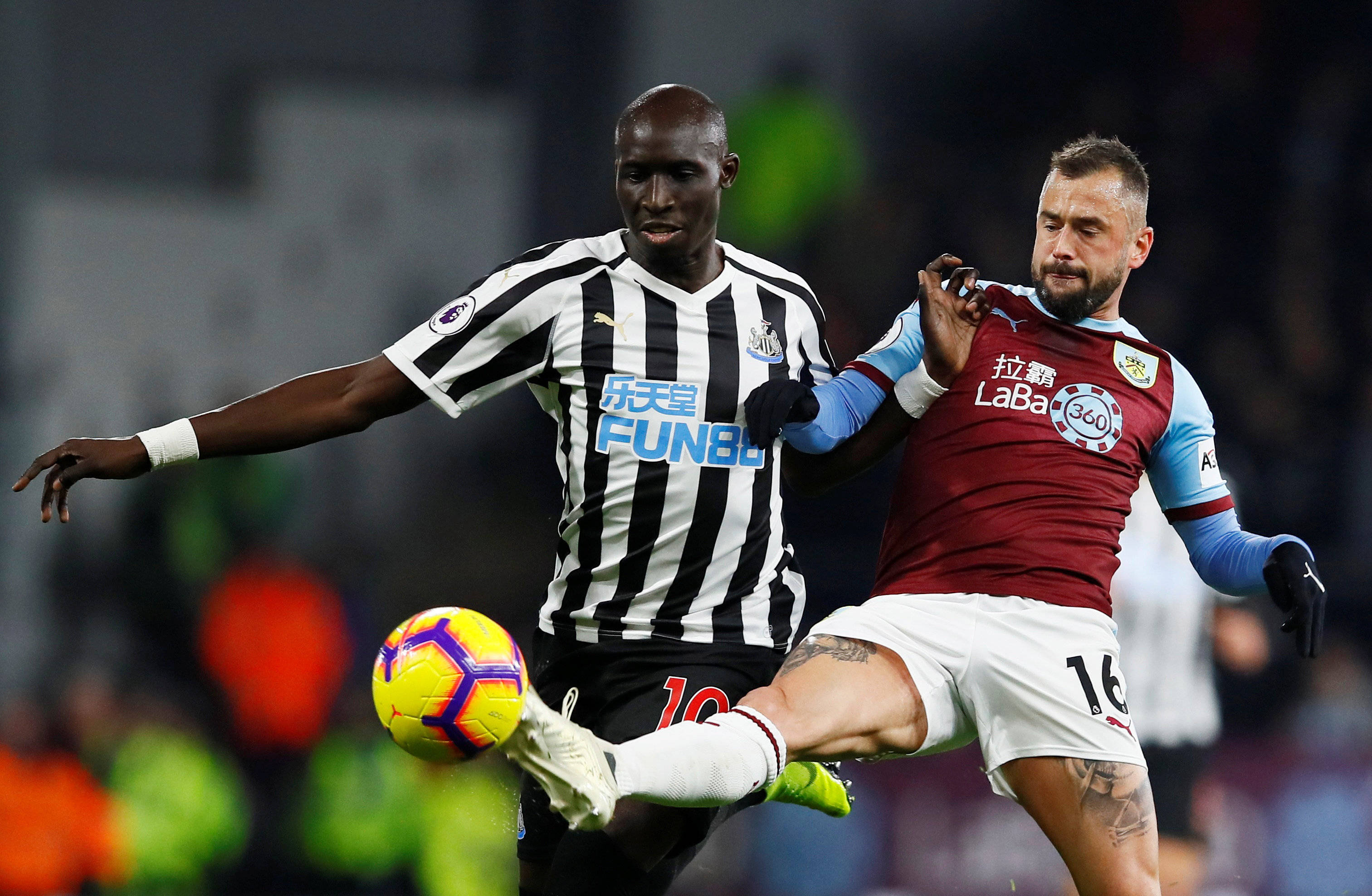 威廉希尔app-阿斯顿维拉备战不力，战绩频频受挫