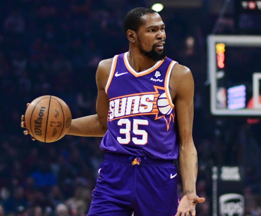 英国威廉希尔-太阳客场击败老鹰，布克砍下分