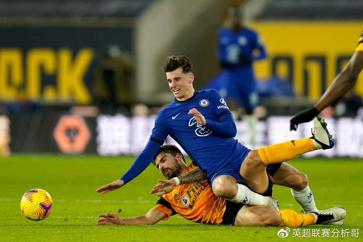 威廉希尔中文站-狼队主场惊险逆转，英超球队士气毫不妥协