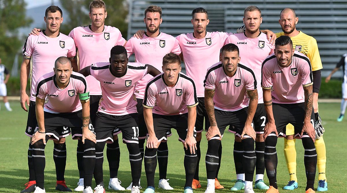 威廉希尔app-威尔士备战芬兰友谊赛，追求胜利