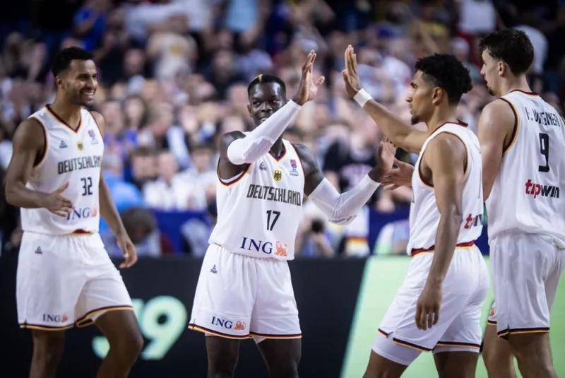 波黑大胜保加利亚，小组排名有所提升