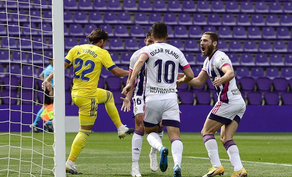 英国威廉希尔-巴拉多利德主场不敌巴萨,败于对手