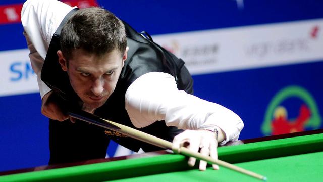 威廉希尔中文站-顶尖球员在赛场上展现实力，谁能称霸？