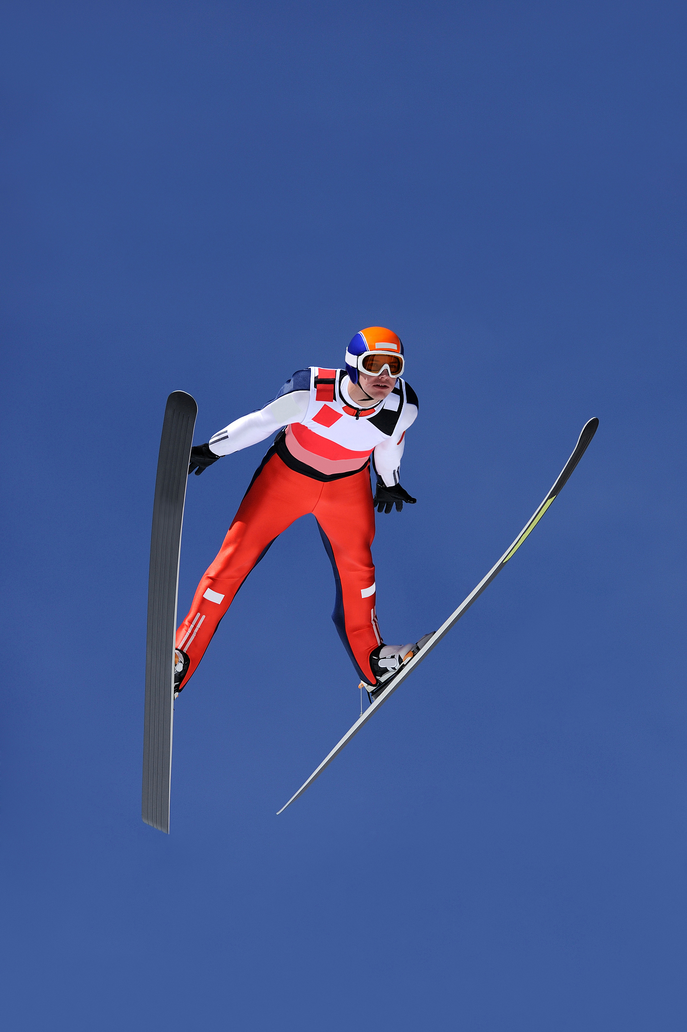 运动员在赛场上超越自我,展现实力 运动员在赛场上超越自我,展现实力