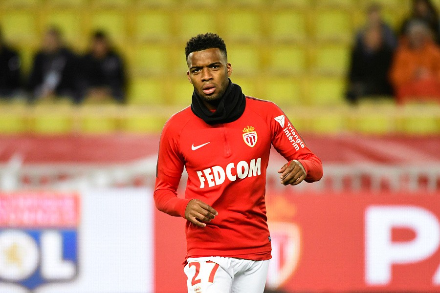 威廉希尔中文站-摩纳哥边锋快马加速,助球队获胜