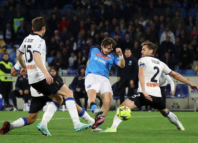 威廉希尔app-那不勒斯逆袭成功，主场击败热那亚