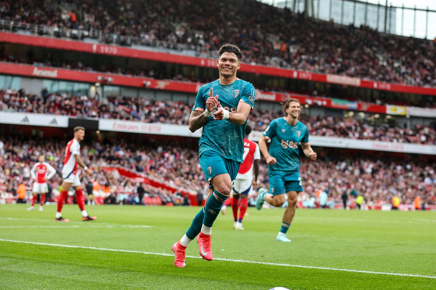 威廉希尔app-阿森纳客场逆转，取得宝贵三分