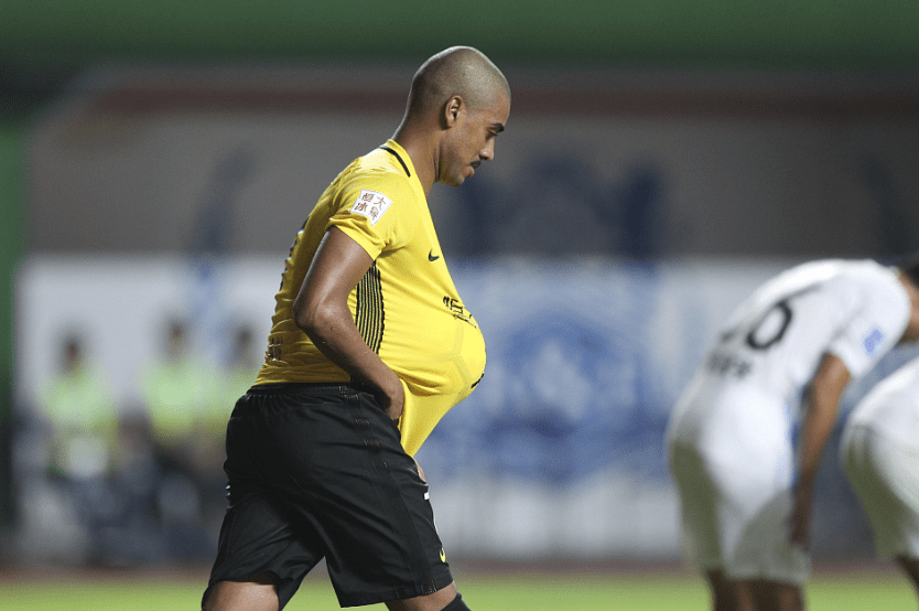 杭州德比:绿城挑战富力,激情碰撞! 杭州德比:绿城挑战富力,激情碰撞!