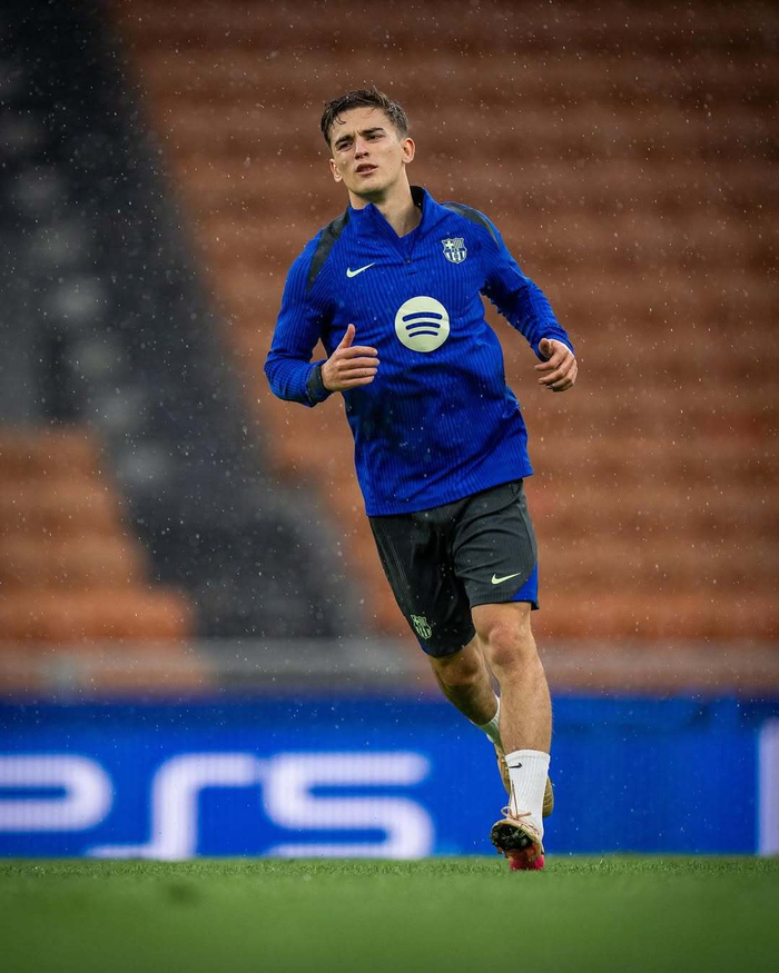 巴萨球员康复训练,努力回归赛场 巴萨球员康复训练,努力回归赛场