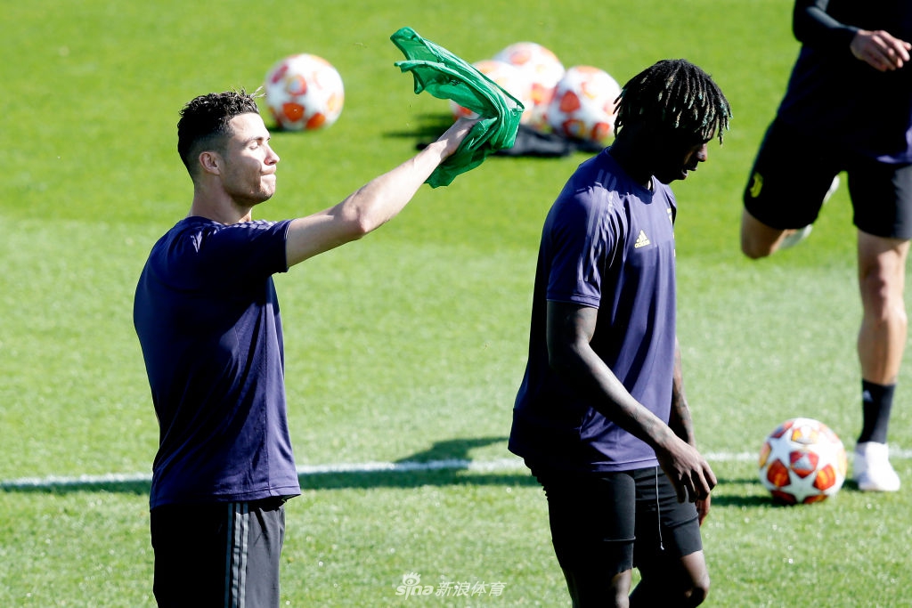 柏林青年获胜在望,士气爆棚备战下轮 柏林青年获胜在望,士气爆棚备战下轮