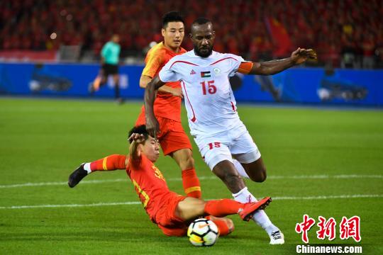 利尔与波尔多打成平局,双方互有占据 利尔与波尔多打成平局,双方互有占据