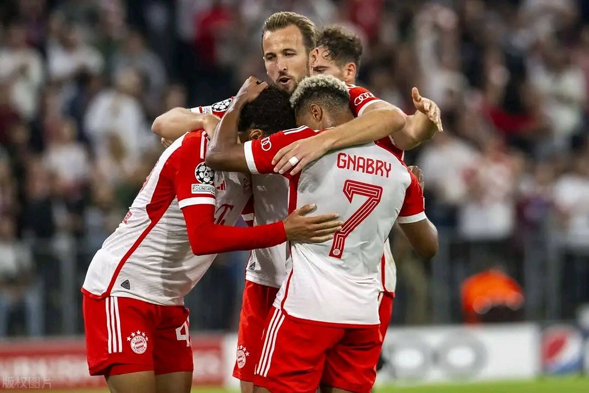 曼联遭遇惨败,被拜仁慕尼黑淘汰出局 曼联遭遇惨败,被拜仁慕尼黑淘汰出局