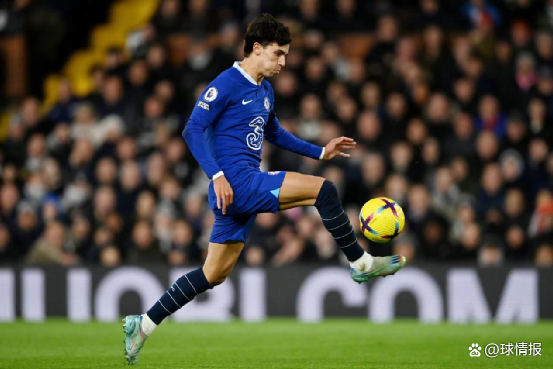 多特蒙德锋线进攻效率低迷,需要调整战术 多特蒙德锋线进攻效率低迷,需要调整战术