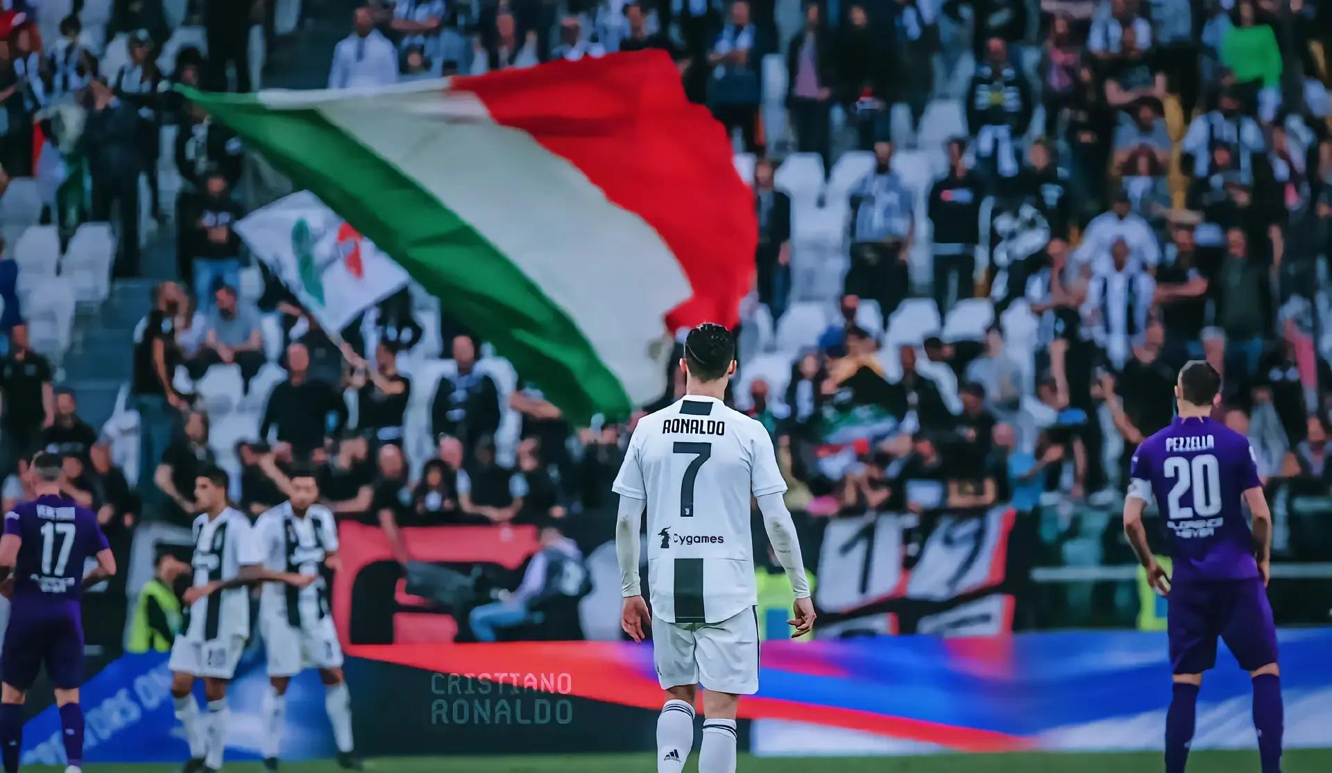 经典对决:C罗巨星不败,与梅西鏖战 经典对决:C罗巨星不败,与梅西鏖战