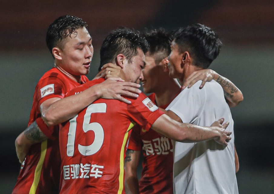 威廉希尔官网-无锡男篮取得关键胜利，希望重燃